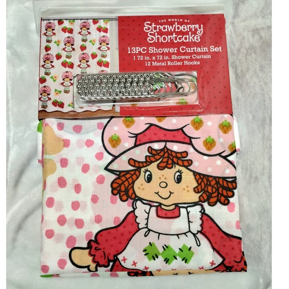 Strawberry Shortcake 13PC Shower Curtain Set 72x72‎ w/ 12 Metal Roller Hooks NEW